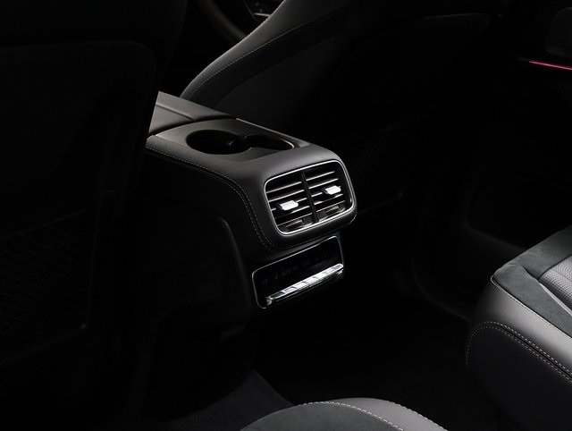 2025 Mercedes Benz GLS 63 AMG 4MATIC photo 16