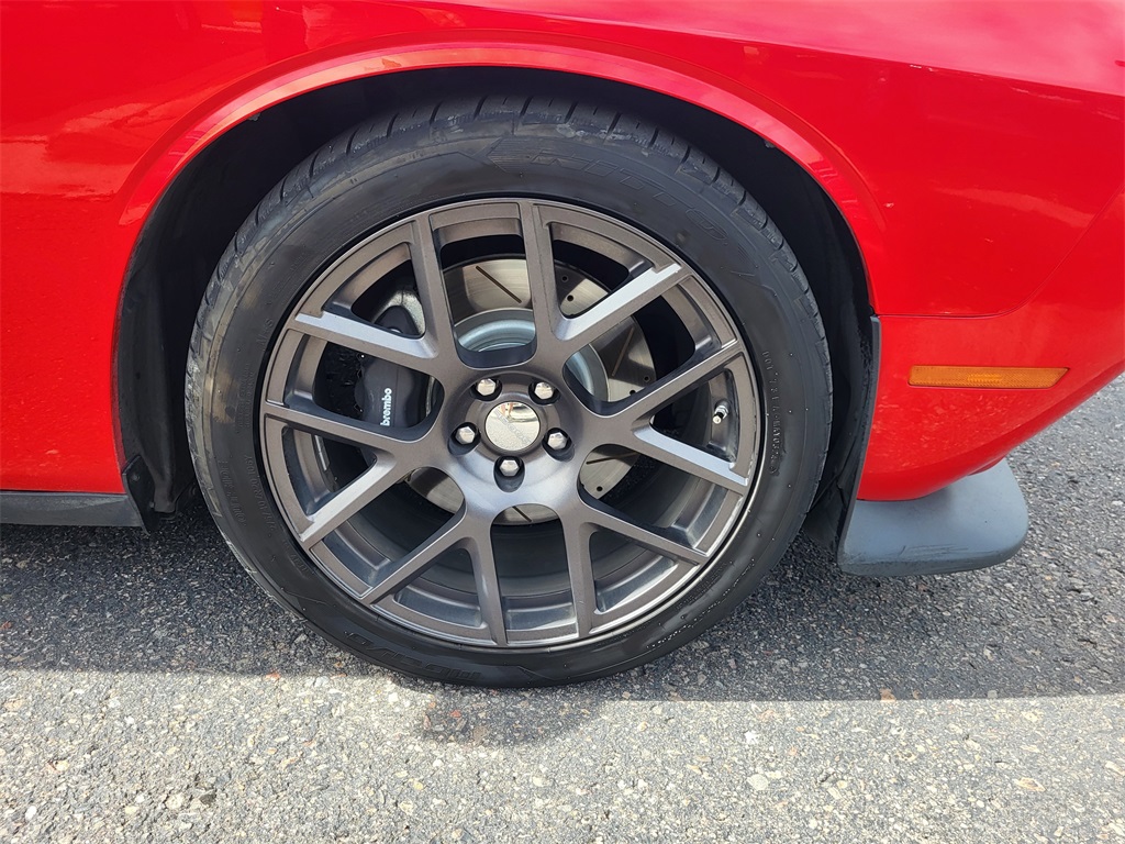 2016 Dodge Challenger R/T Scat Pack photo 20