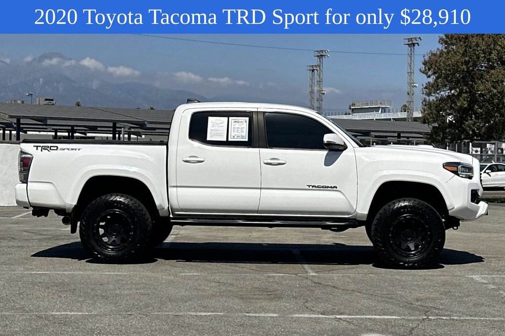2020 Toyota Tacoma SR5 photo 3