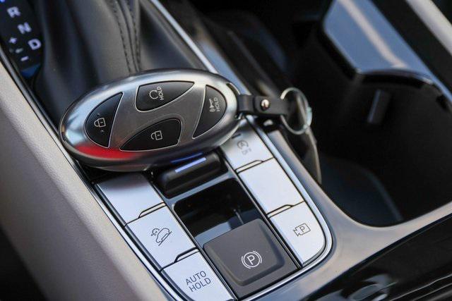 New 2025 Gray Hyundai SEL Convenience FWD image 16
