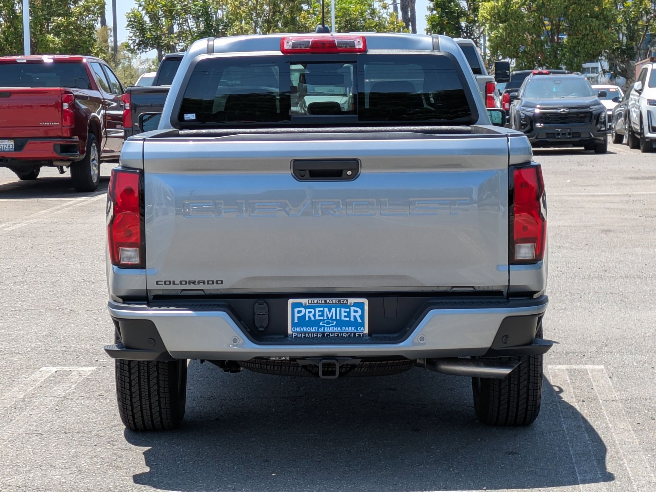 2025 Chevrolet Colorado Work Truck LT photo 4