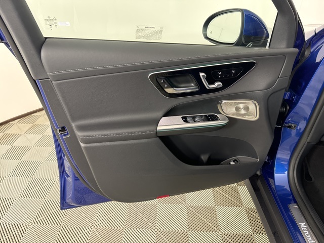 2025 Mercedes Benz GLC 300 4MATIC photo 12