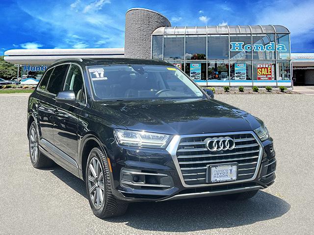 Used 2017 Audi Q7 Premium Plus with VIN WA1LAAF71HD021233 for sale in Huntington, NY