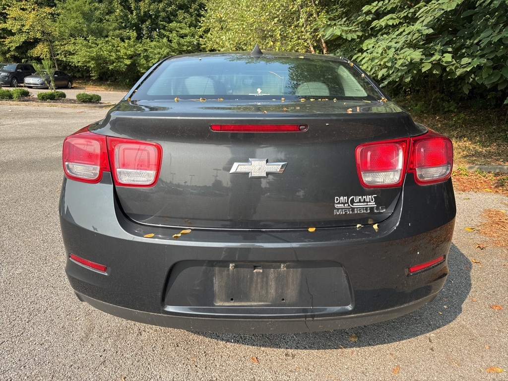 2014 Chevrolet Malibu LS photo 4