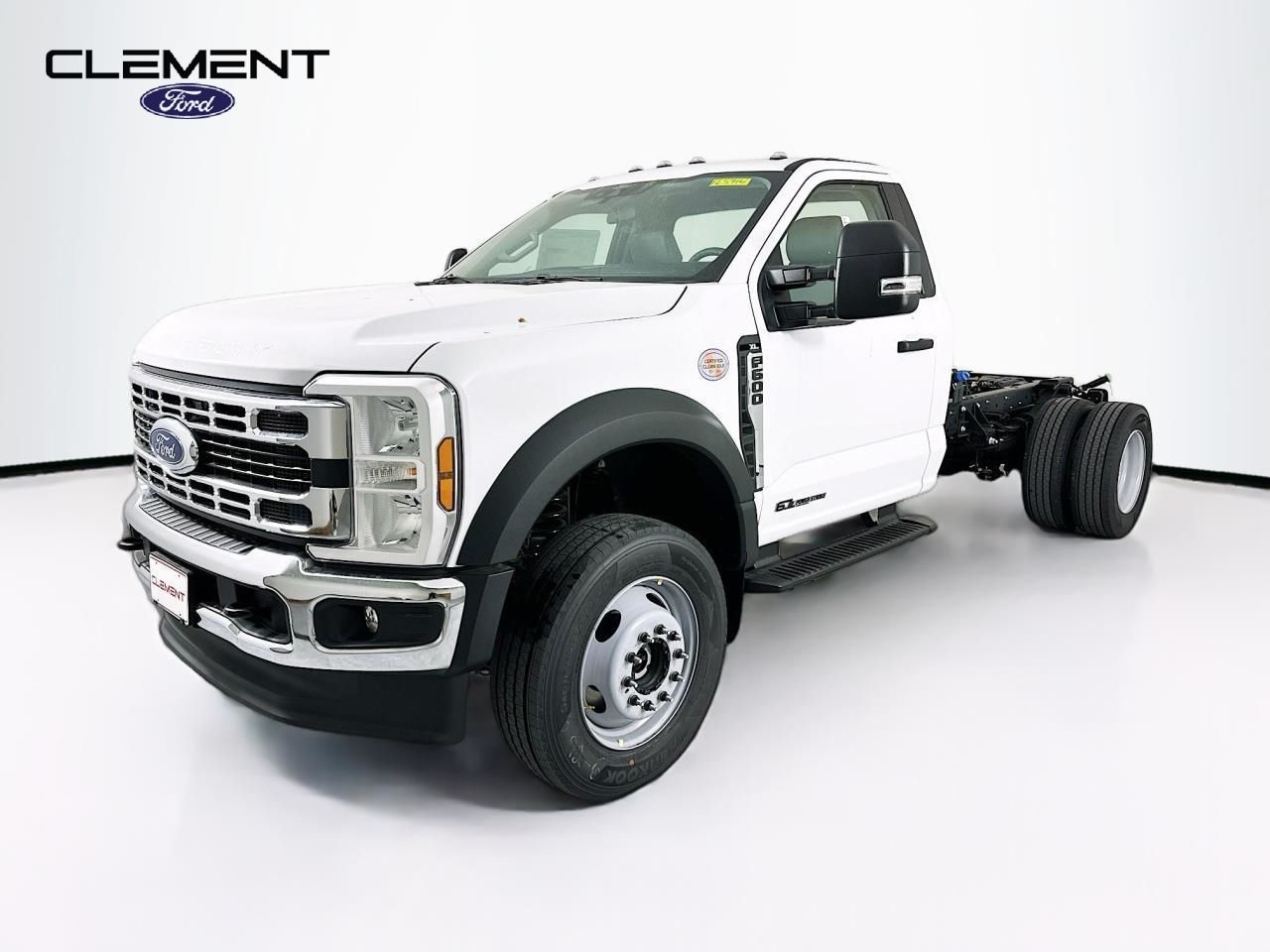 2026 Ford F-600 Super Duty Chassis Cab XL's photo