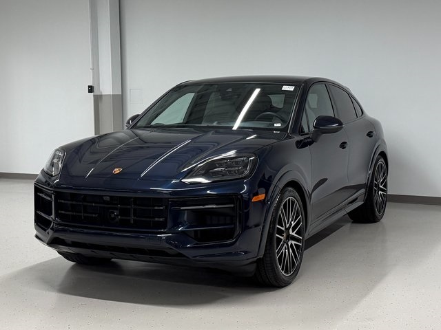 2025 Porsche Cayenne Coup S's photo