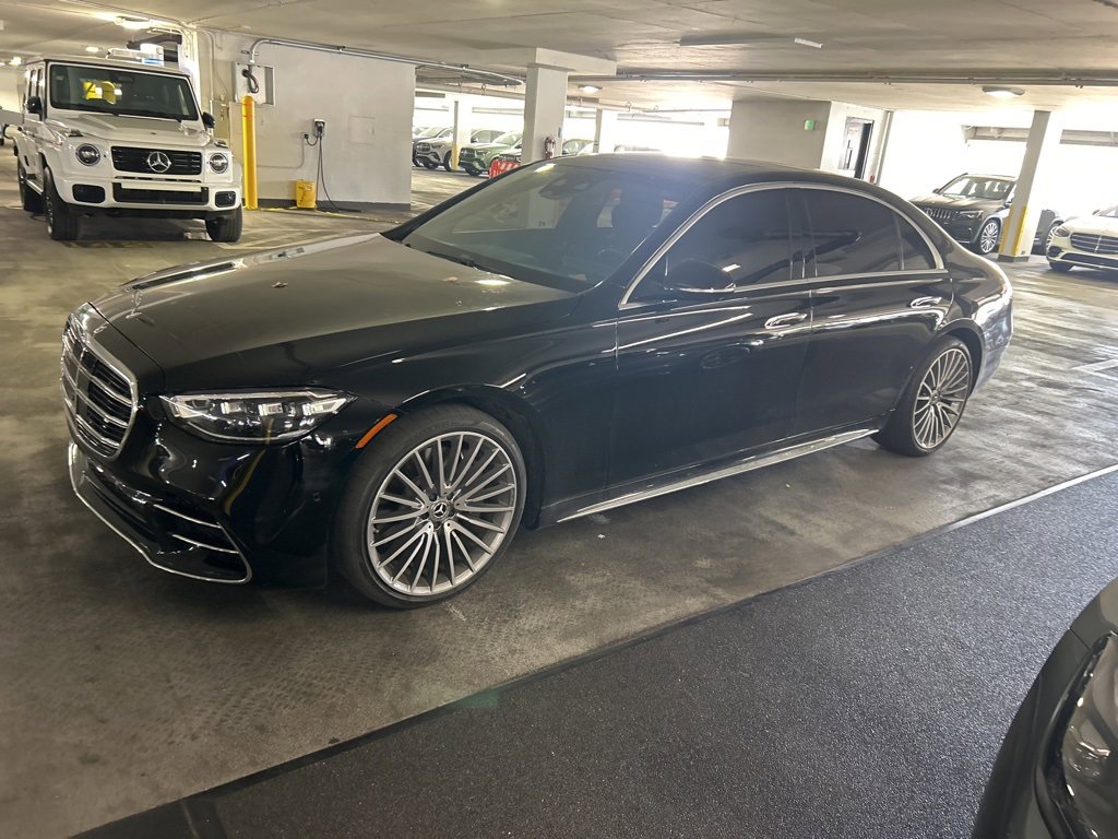 2023 Mercedes Benz S 580 4MATIC photo 3