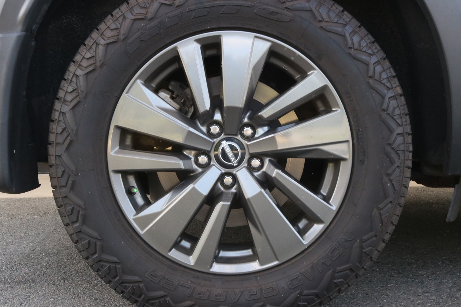 2022 Nissan Pathfinder SV photo 8