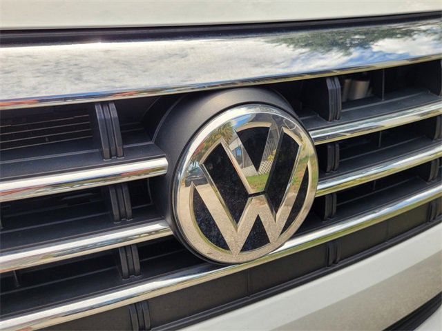 2021 Volkswagen Jetta SEL photo 3