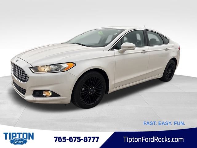 2014 Ford Fusion SE's photo