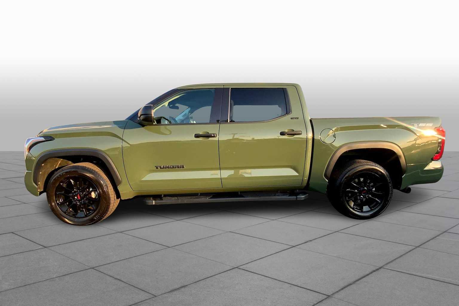 2022 Toyota Tundra SR5 photo 31