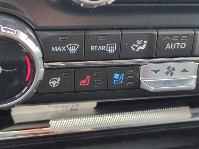 2025 Ford F-150 Lariat photo 22