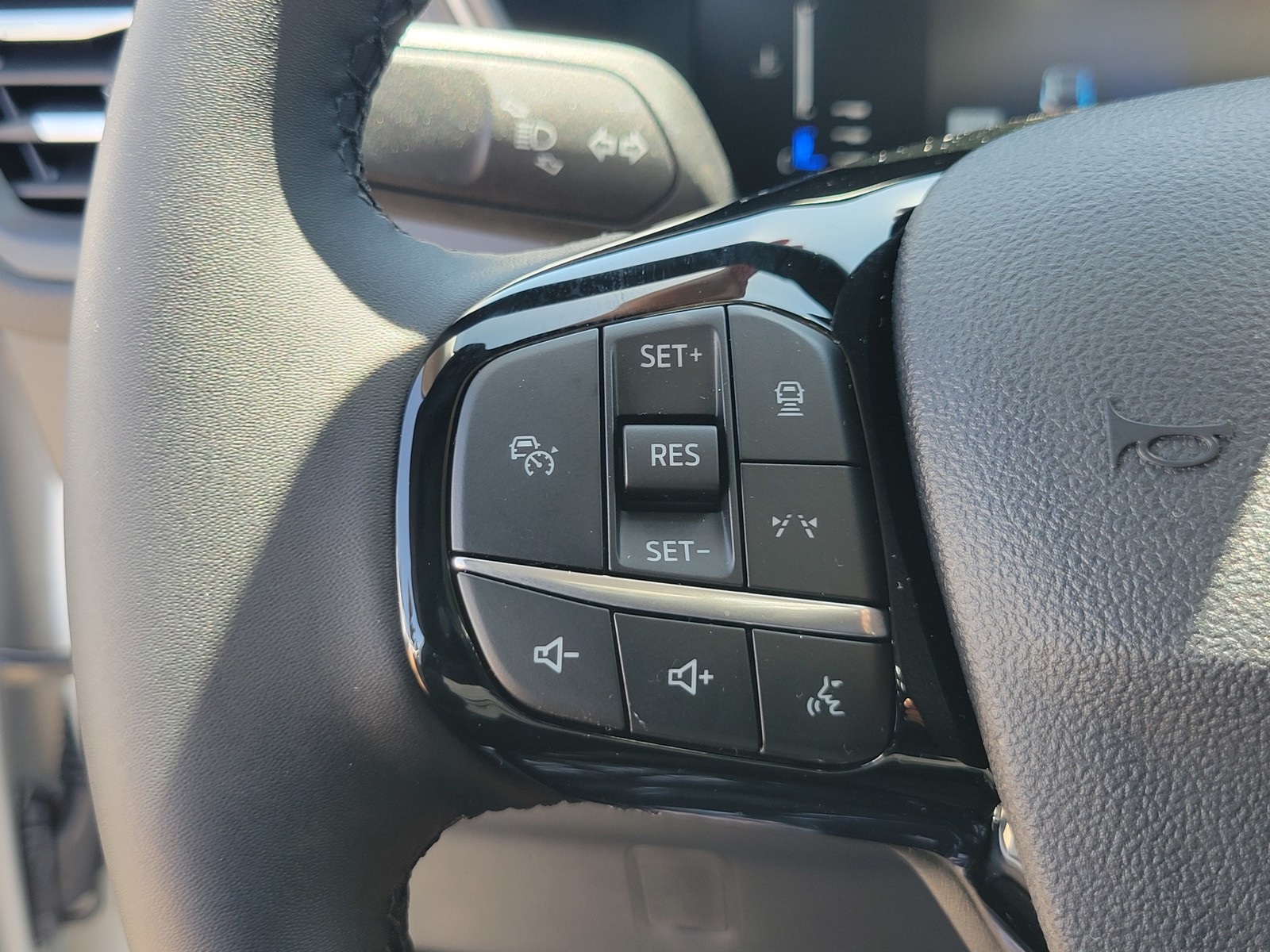 2024 Ford Escape Plug-In Hybrid Base photo 11