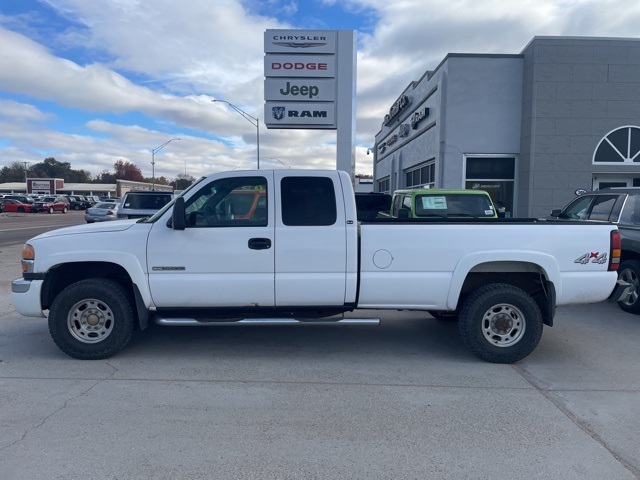 2005 GMC Sierra 3500 SLE's photo