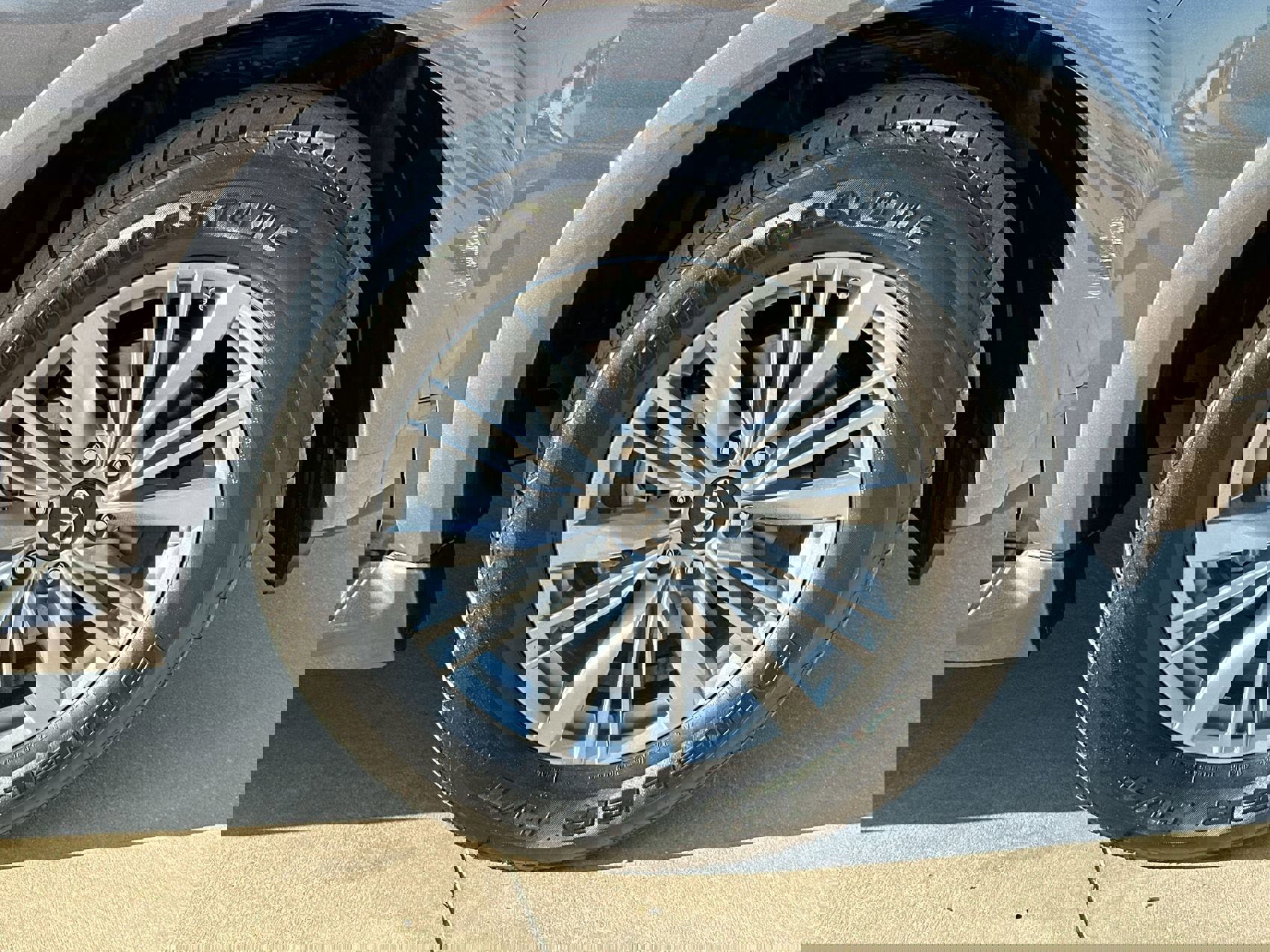 2024 Infiniti QX80 Luxe photo 25
