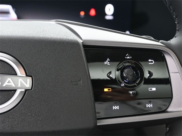 2025 Nissan Murano SL photo 2