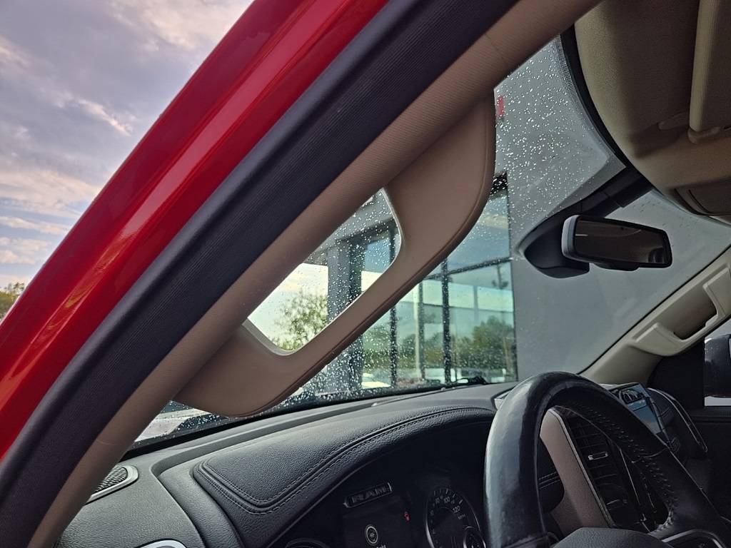 2020 Ram 1500 Laramie photo 45