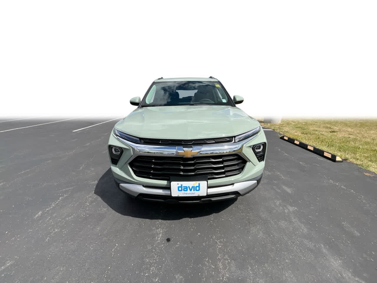 2026 Chevrolet Trailblazer LT photo 3