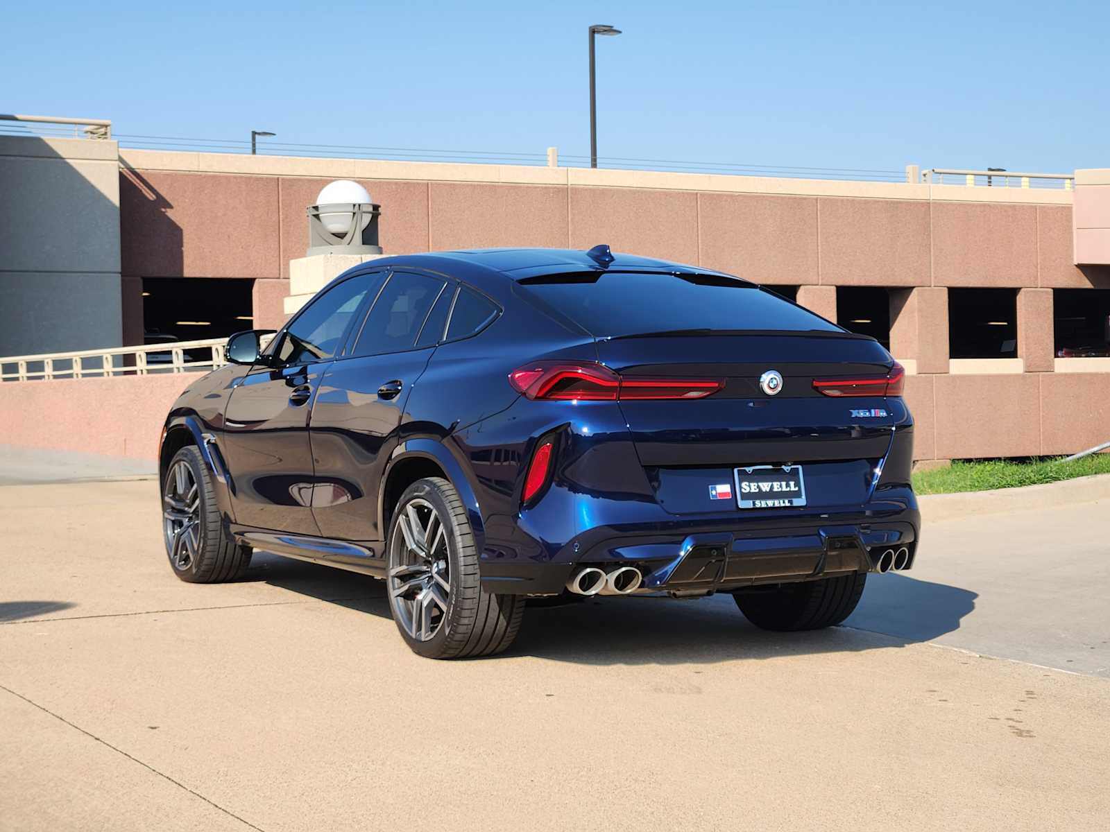 2023 Bmw X6 M photo 3