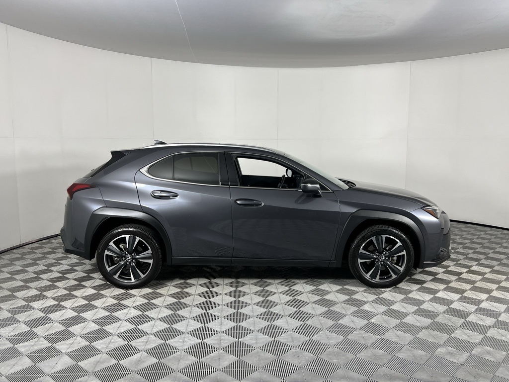 2025 Lexus UX F SPORT Design photo 3