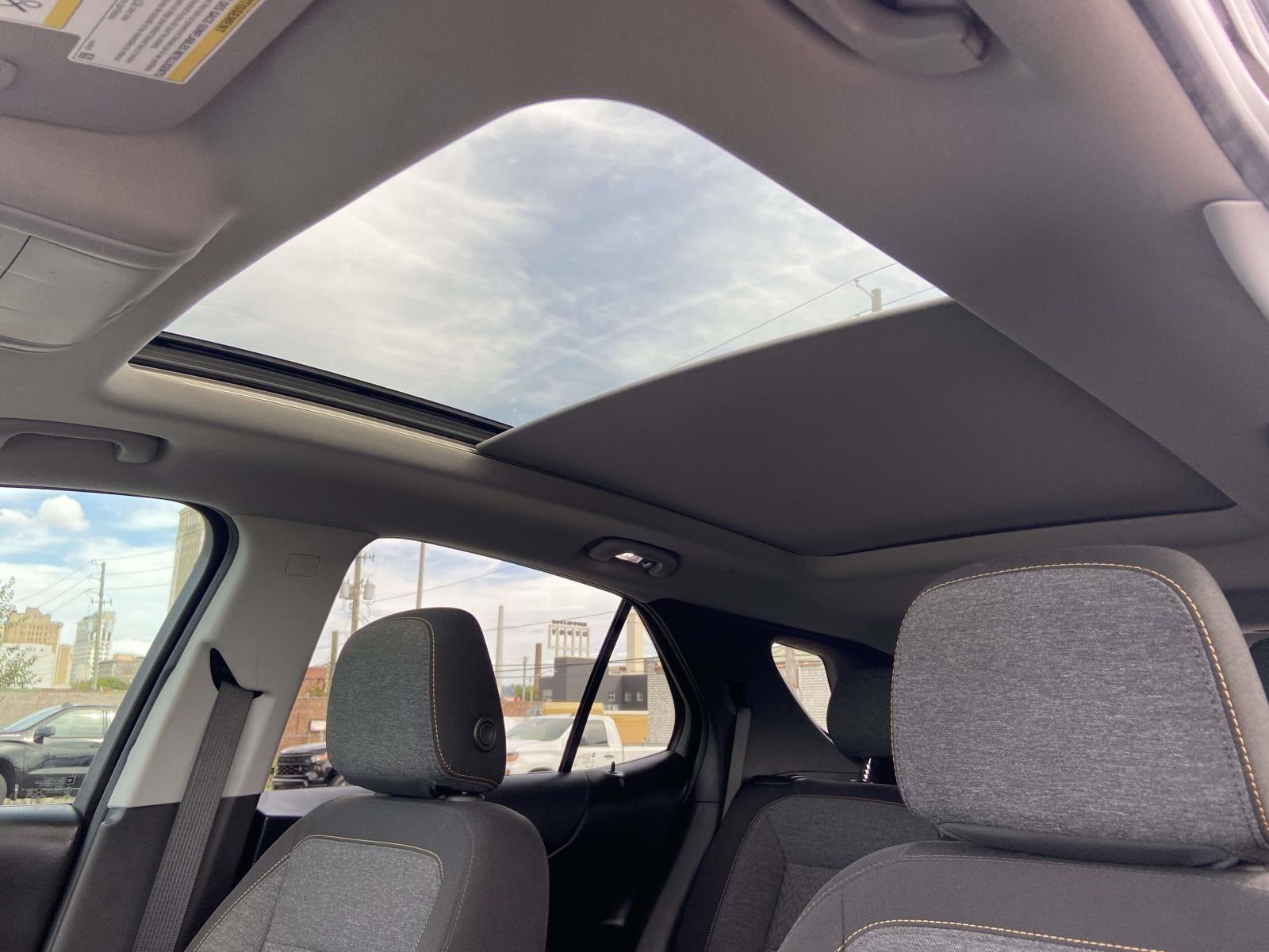 2022 Chevrolet Equinox LT photo 10