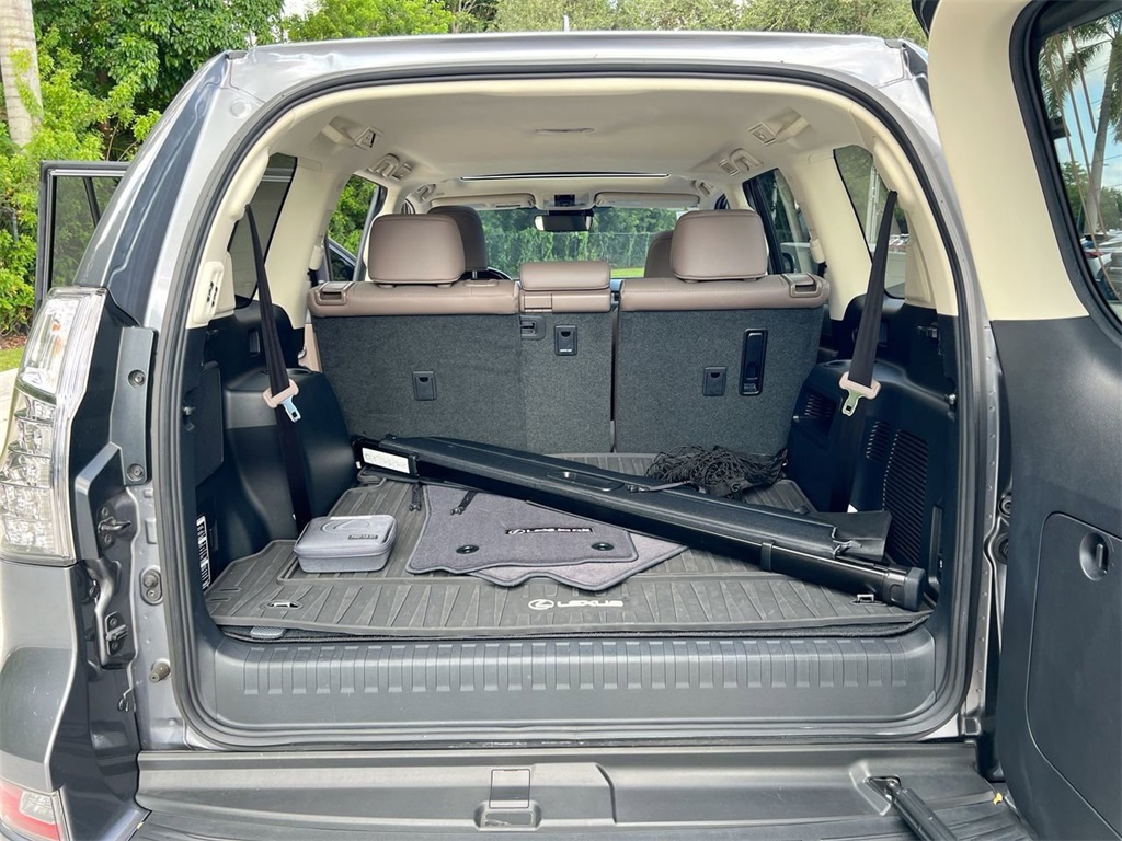 2022 Lexus GX 460 Luxury photo 21