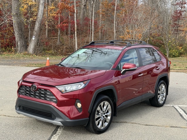 2020 Toyota RAV4 Limited's photo