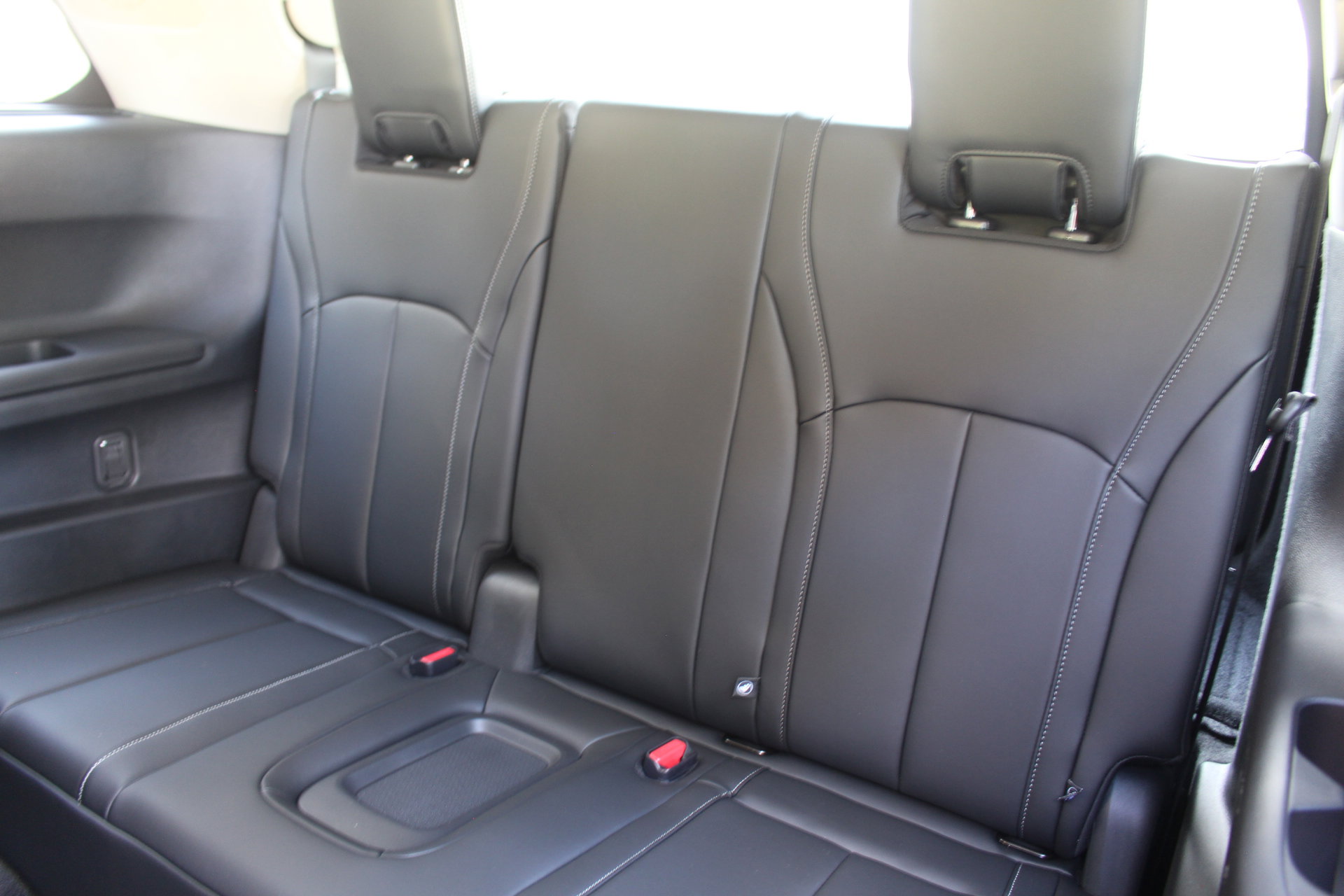 2026 Infiniti QX60 Luxe photo 12