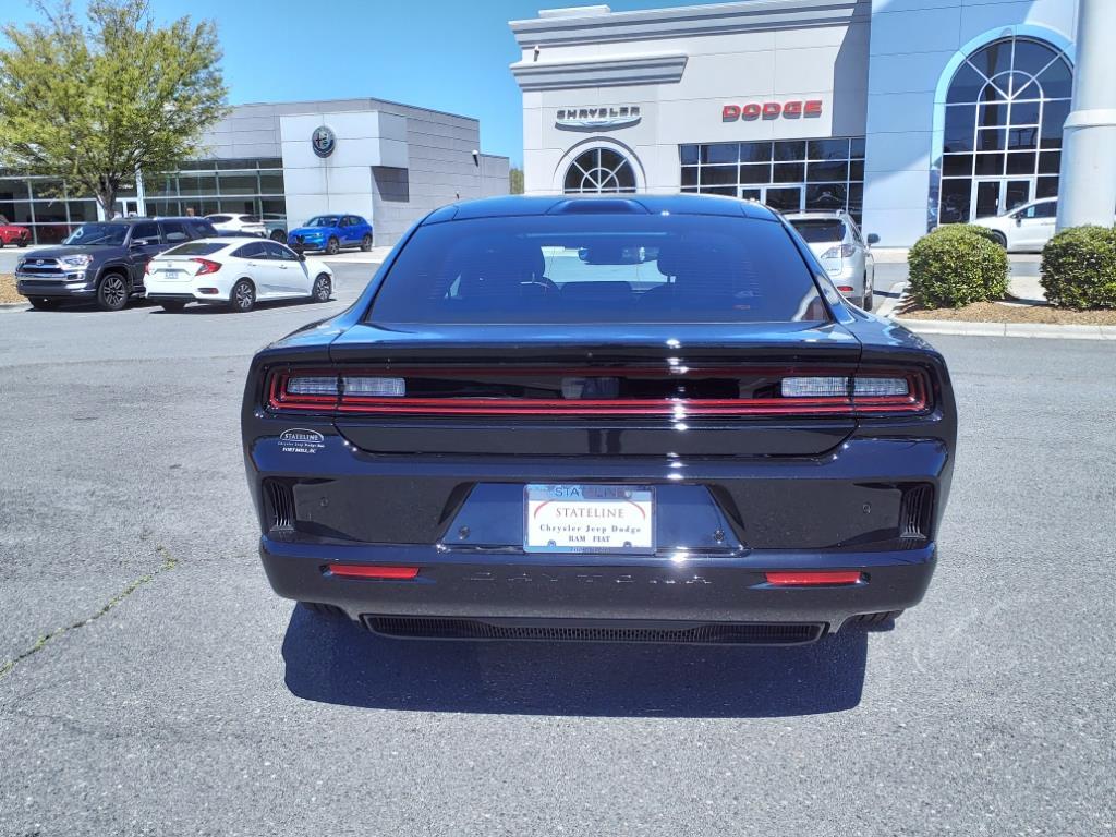 2025 Dodge Charger R/T photo 17