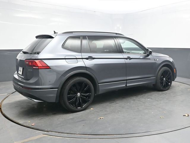 2021 Volkswagen Tiguan SE R-Line Black photo 3