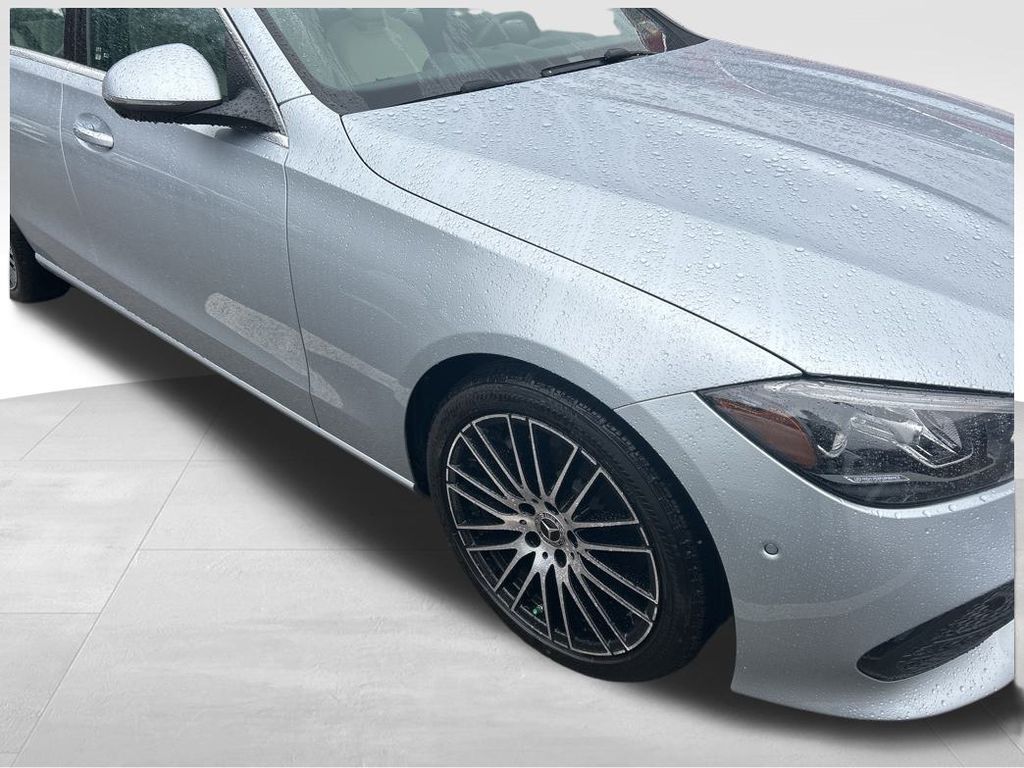 2025 Mercedes Benz C 300 4MATIC photo 3