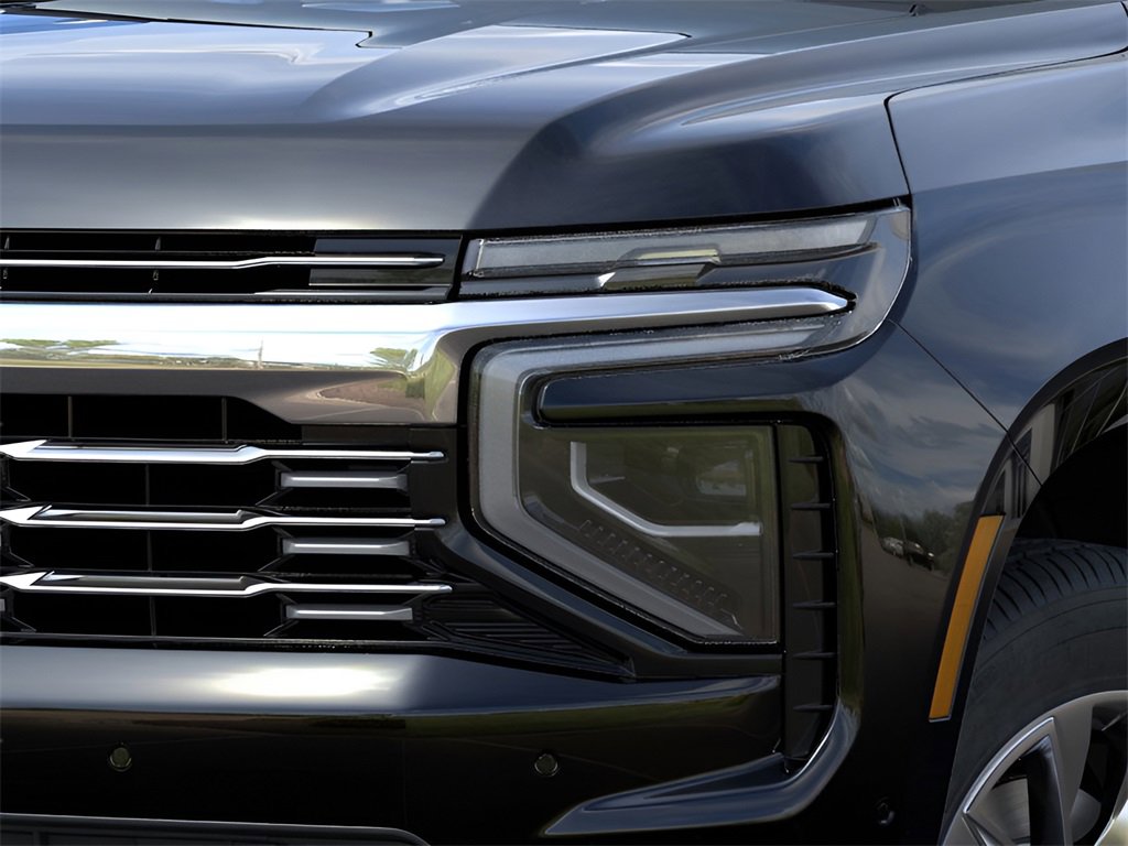 2025 Chevrolet Suburban Premier photo 7