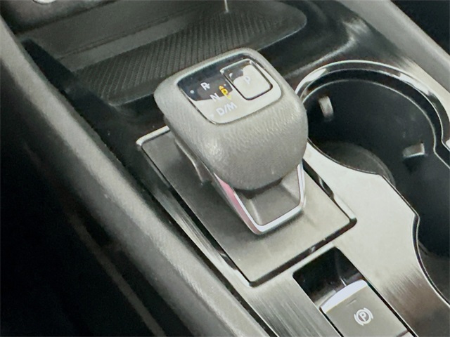 2023 Nissan Rogue SV photo 16