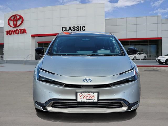 2024 Toyota Prius Limited photo 2