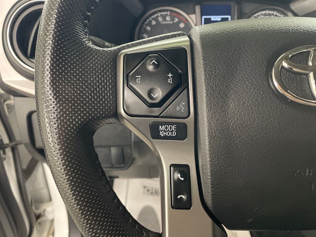 2023 Toyota Tacoma SR5 photo 7