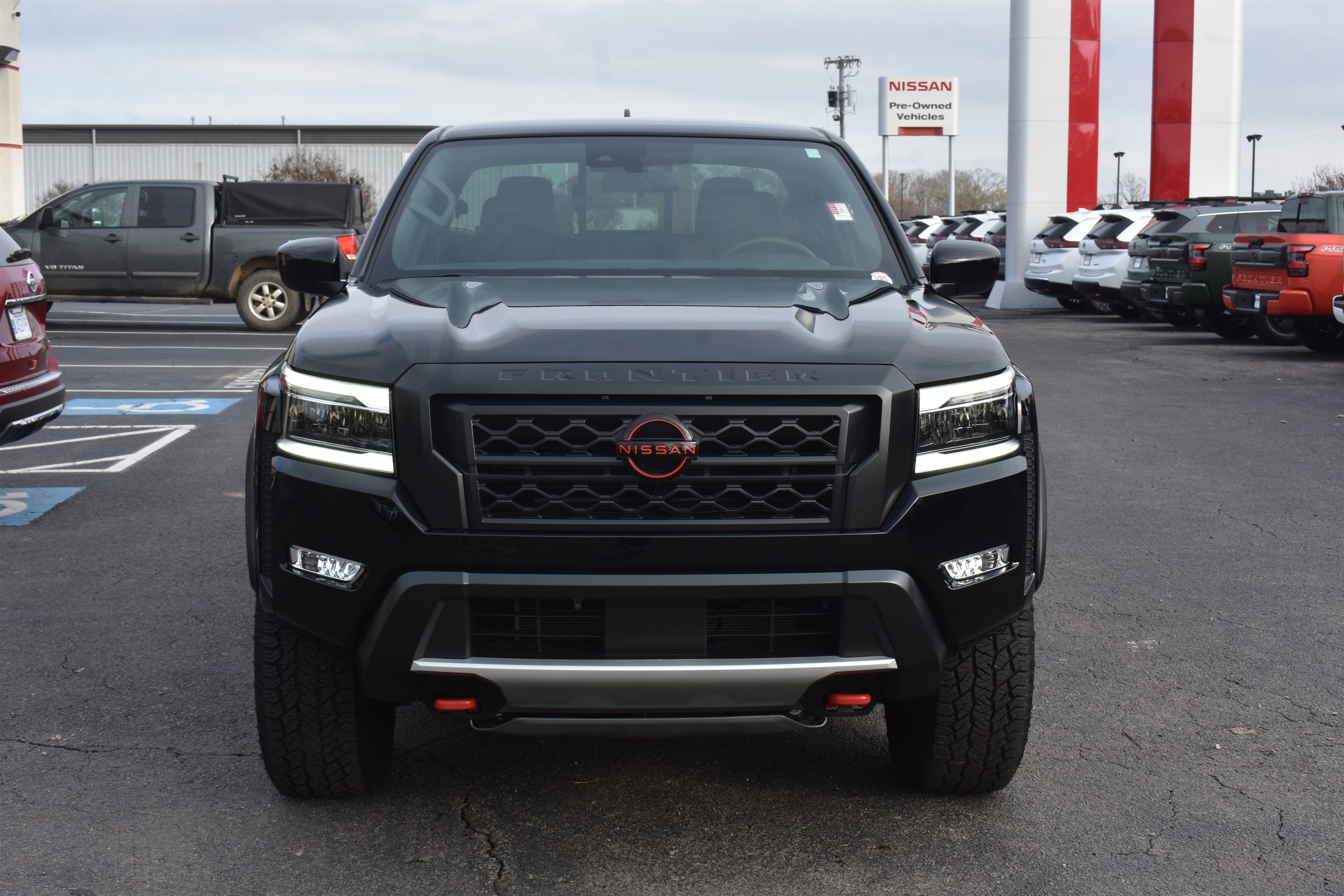 Used 2024 Nissan Frontier PRO-4X with VIN 1N6ED1EK3RN642879 for sale in Little Rock