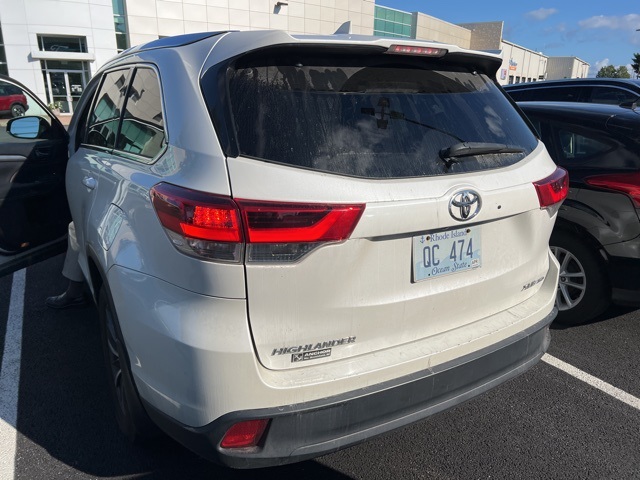 2019 Toyota Highlander XLE photo 4