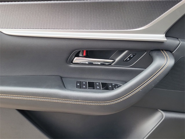 2025 Mazda CX-70 Premium Plus photo 9