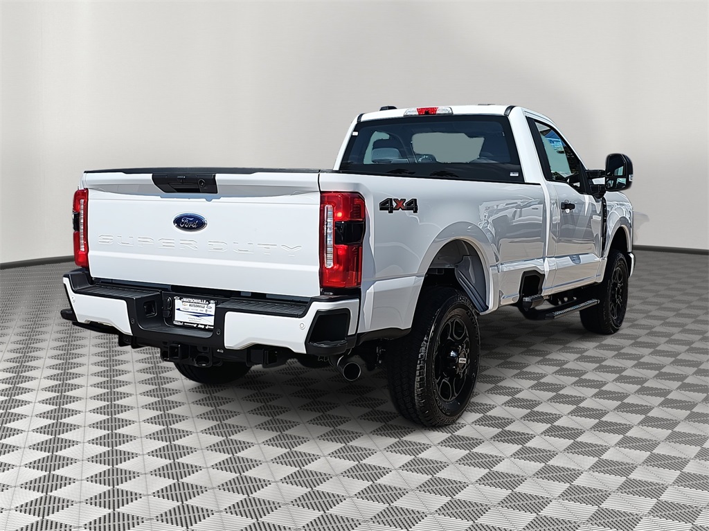 2025 Ford F-350 XL photo 3