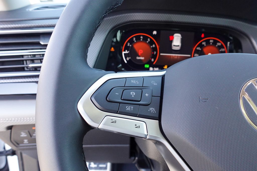 2026 Volkswagen Atlas Peak Edition SE photo 16