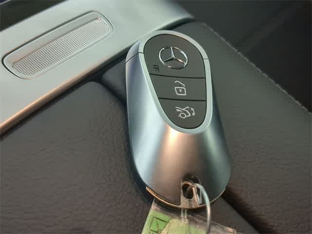 2025 Mercedes Benz C 300 4MATIC photo 25