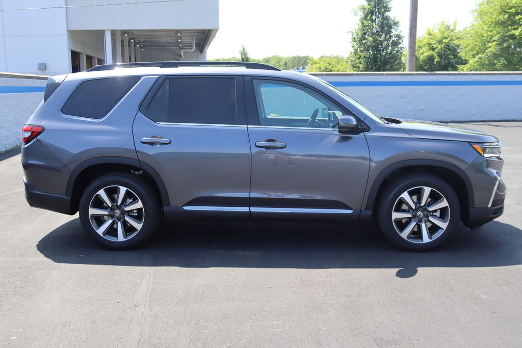 2025 Honda Pilot Elite photo 5