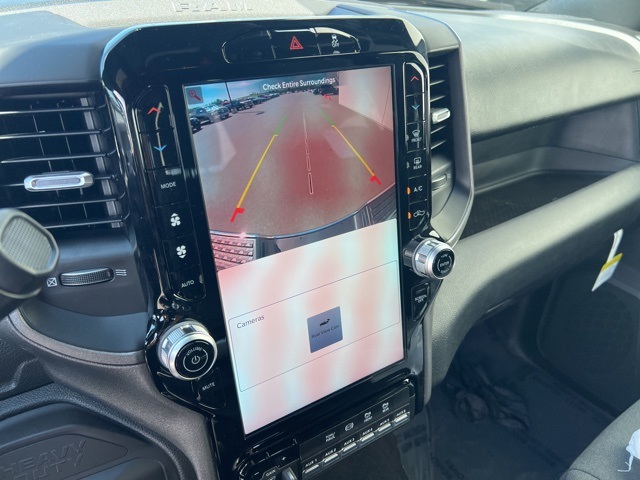 2025 Ram 2500 Tradesman photo 11