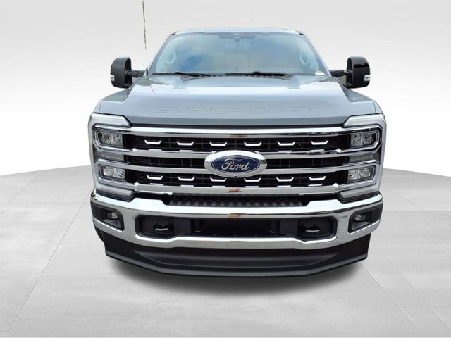 2026 Ford F-250 Lariat photo 10