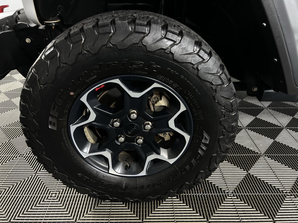 2023 Jeep Wrangler Rubicon photo 9