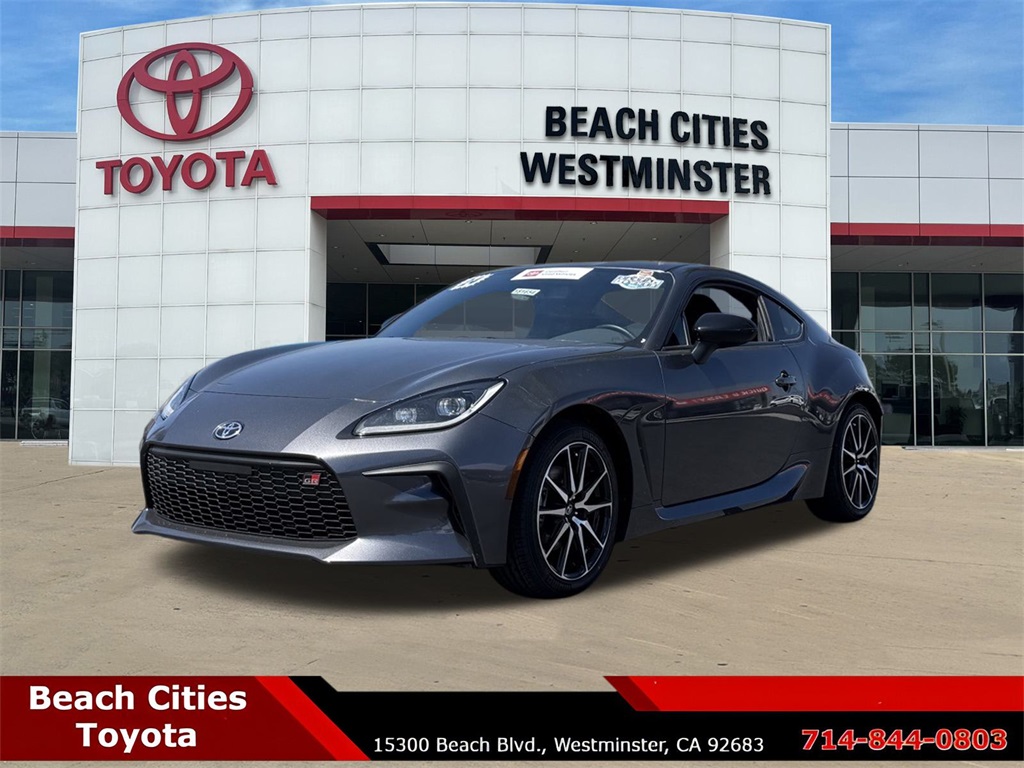 2024 Toyota GR86 Base photo 4