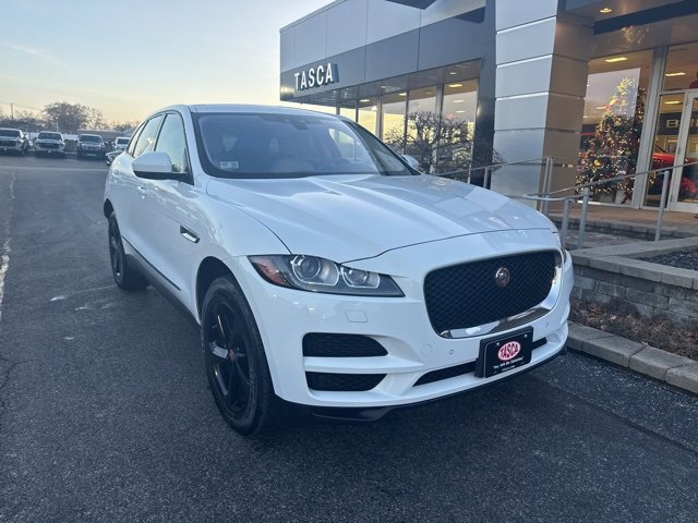 2018 Jaguar F-PACE Premium's photo