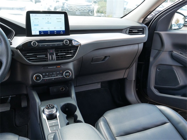 2020 Ford Escape SEL photo 21