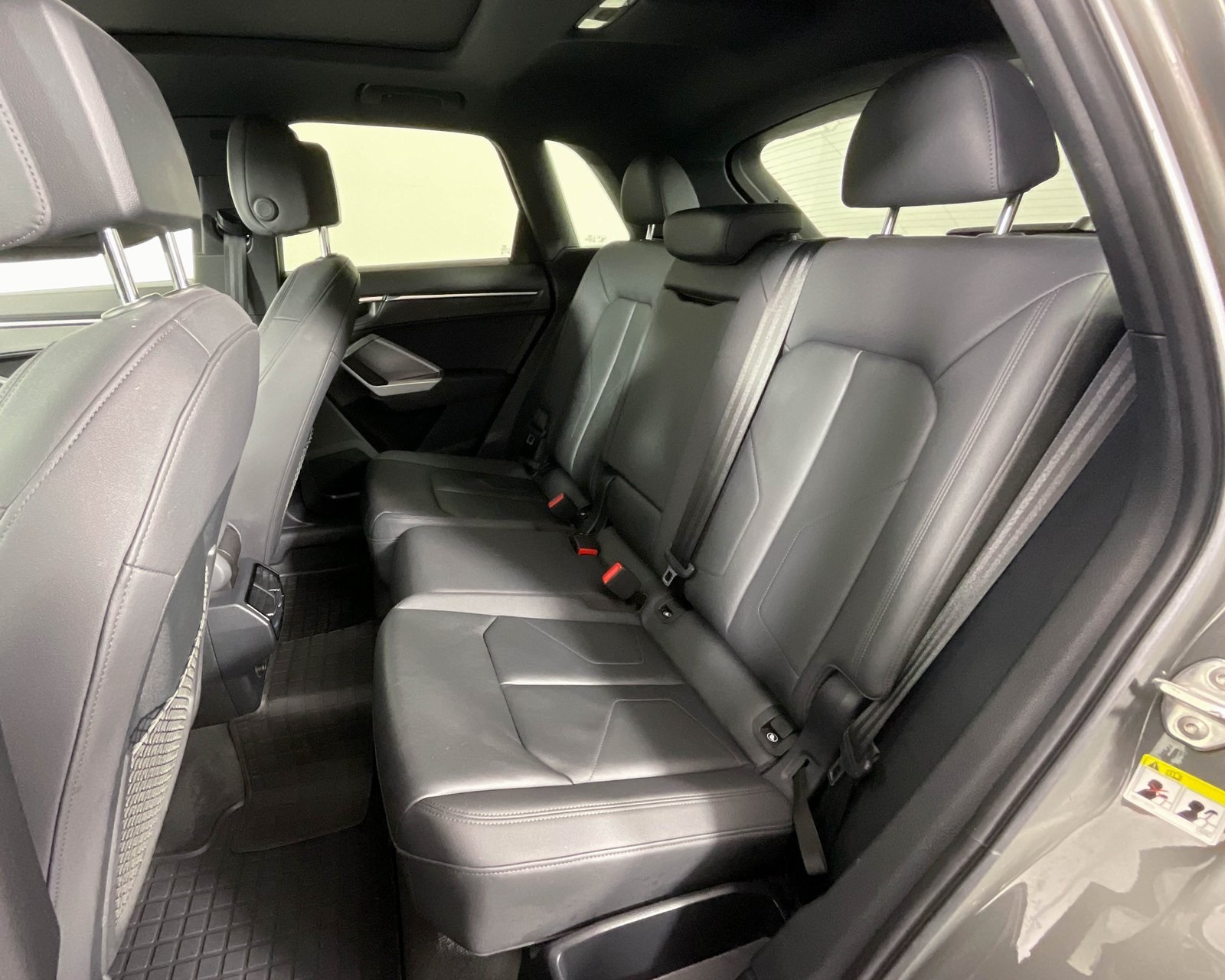 2020 Audi Q3 Premium photo 19