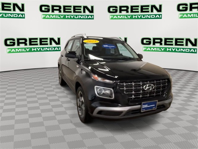 2025 Hyundai Venue SEL photo 3